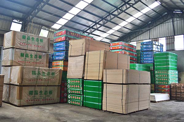 木之娇品牌樱桃视频高清免费观看在线播放仓库一角